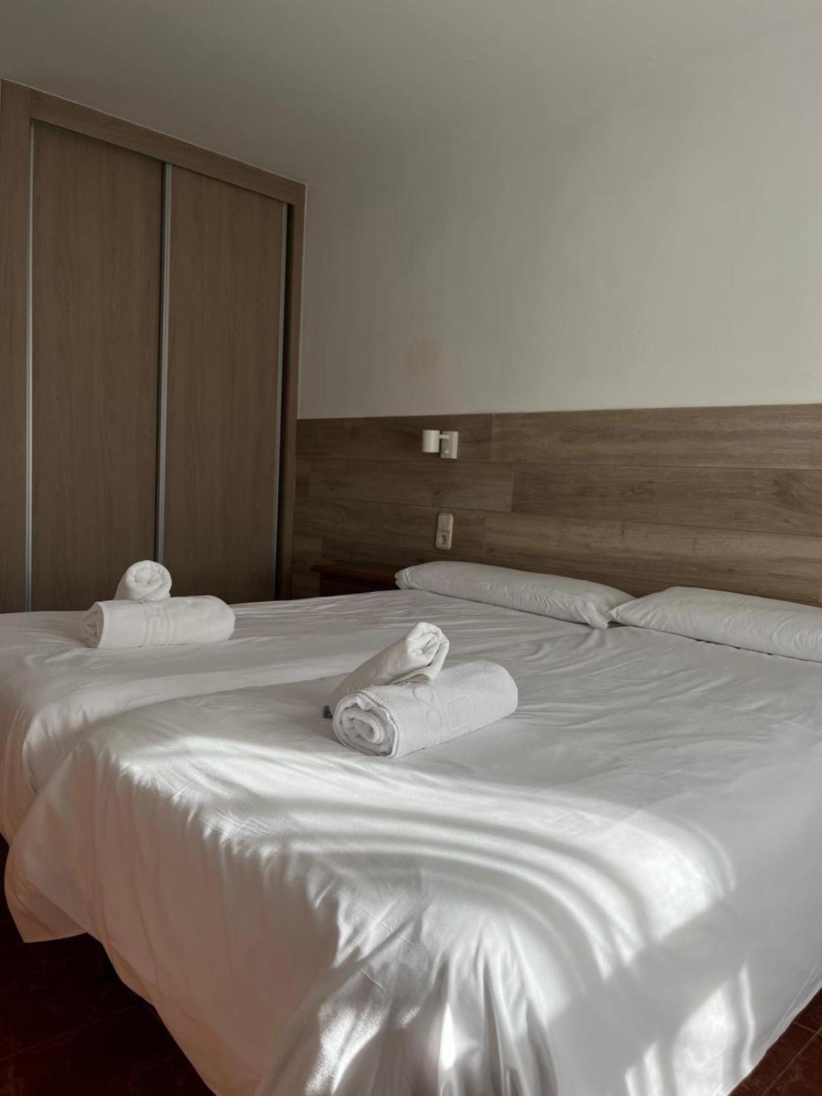 Hotel El Cobertizo Plasencia del Monte Exteriér fotografie